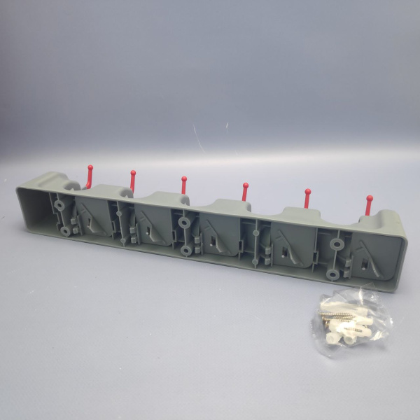 Настенный держатель для уборочного инвентаря Liao Perfect Life / Держатель с крючками для швабр, щеток, салфеток / 5 ячеек, 6 крючков для хозяйственных товаров